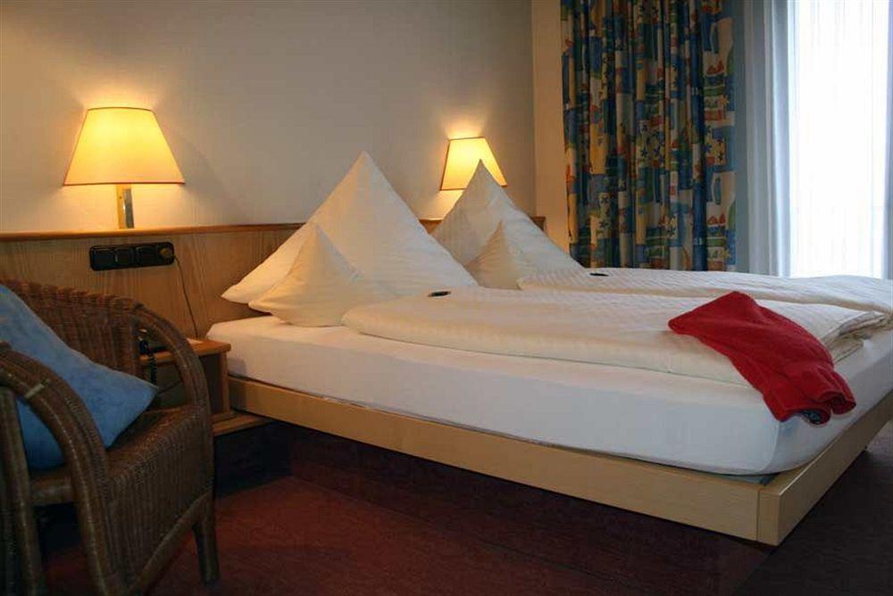 Stadt-Gut-Hotel Filderhotel اوستفيلدن المظهر الخارجي الصورة
