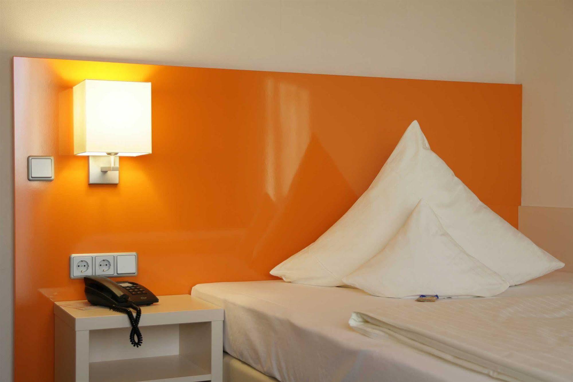 Stadt-Gut-Hotel Filderhotel اوستفيلدن المظهر الخارجي الصورة